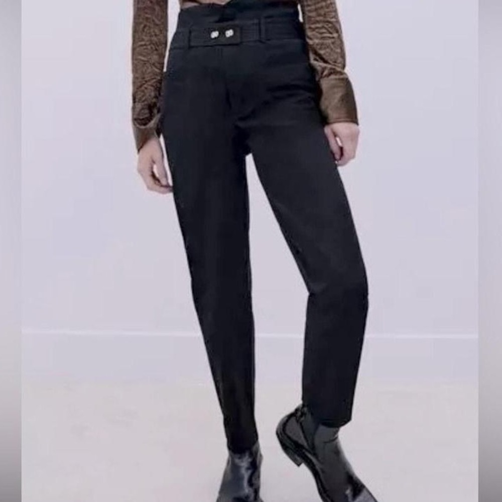 Zara Black High Waist Paperbag Pants with Gold Belt Detail Size‎ S. NWOT